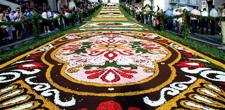 فستیوال گل ایتالیا (Infiorata)