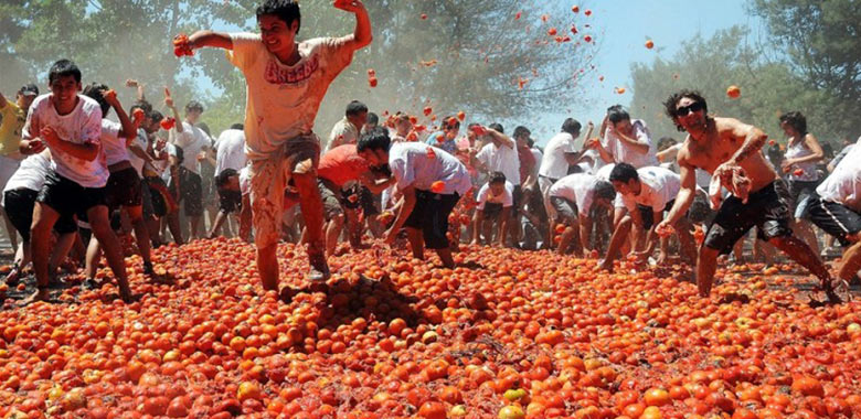 توماتینا، جشنواره گوجه فرنگی در اسپانیا